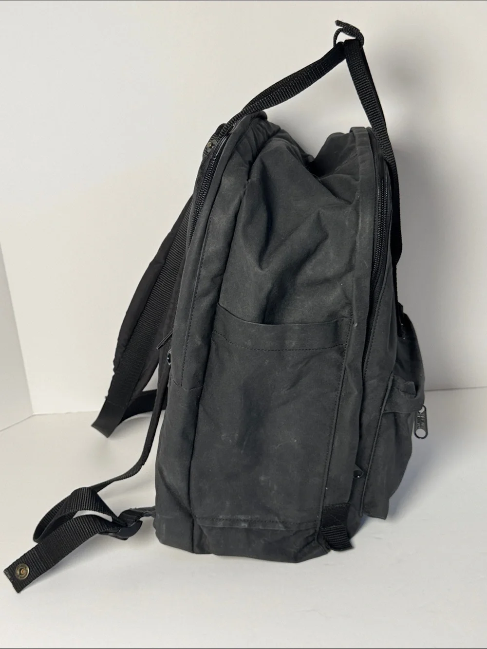 Fjällräven Kånken Black Laptop 15
